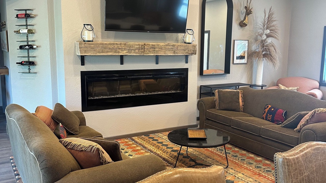 Photo of Livingroom in Fall River