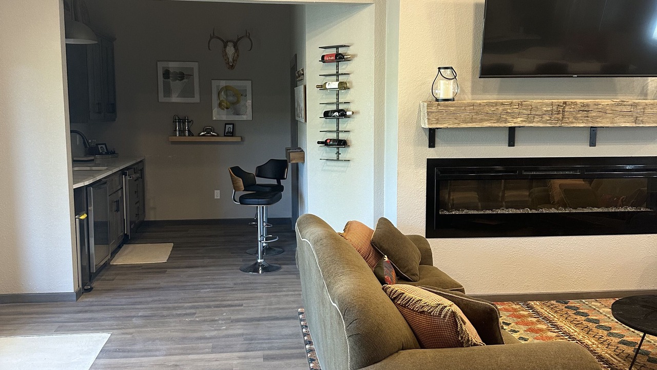 Photo of Livingroom in Fall River