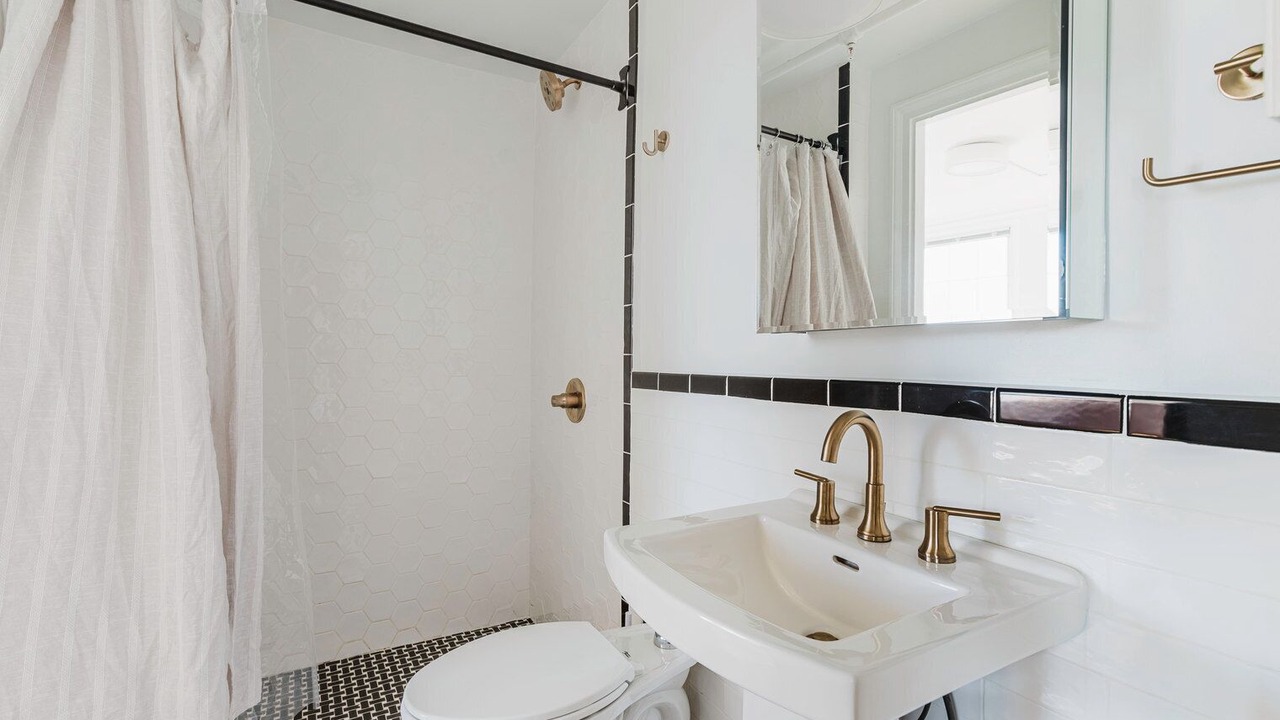 Photo of Bathroom in North Brookline