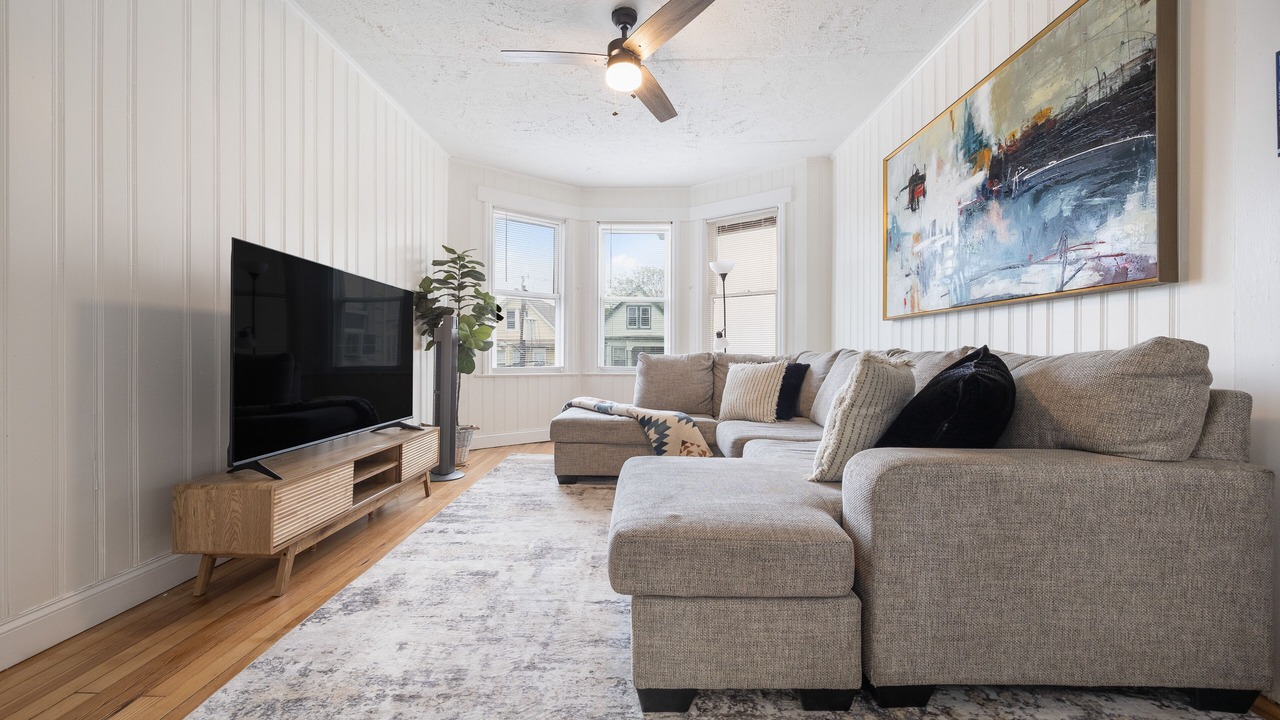 Photo of Livingroom in Jersey City