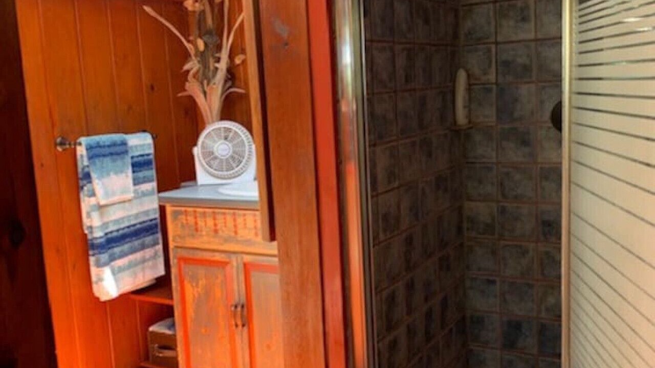 Photo of Bathroom in Kukuihaele