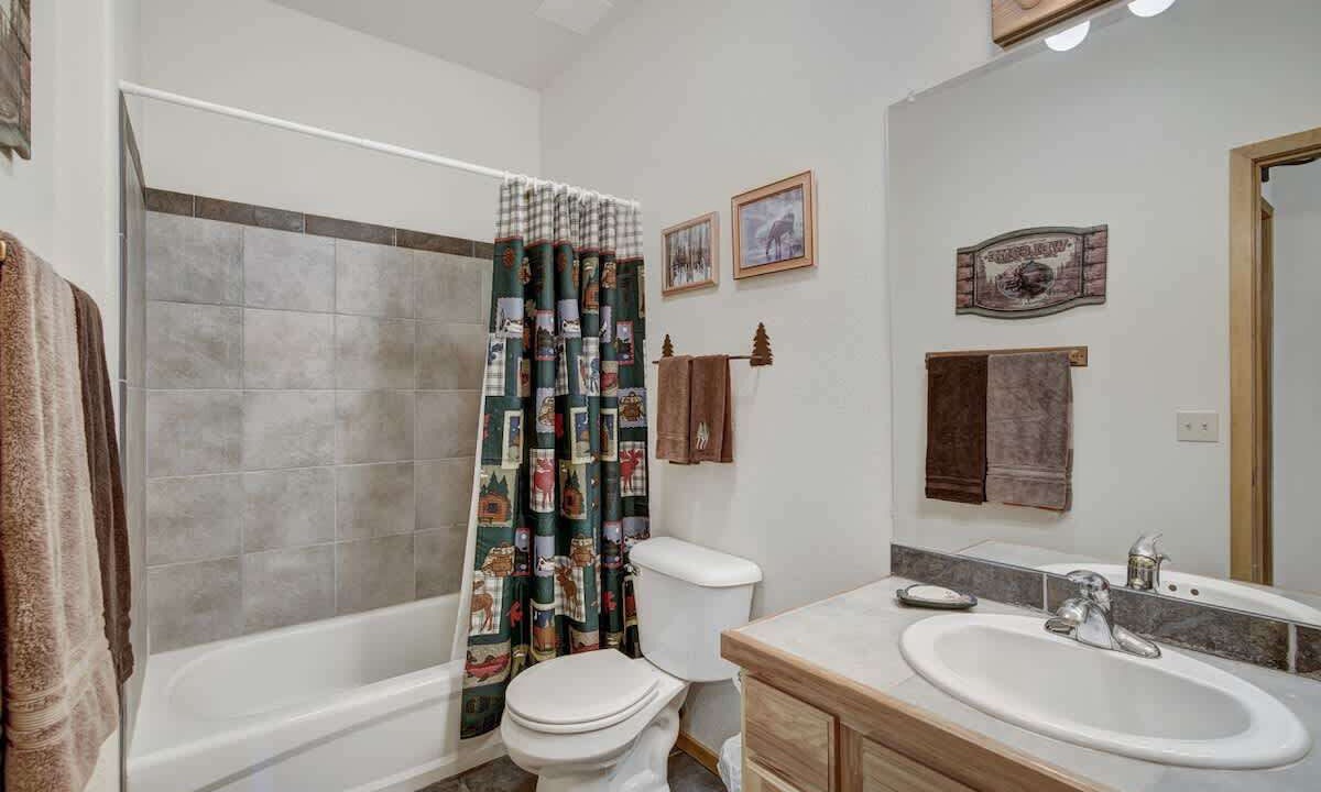 Photo of Bathroom in Warm Springs
