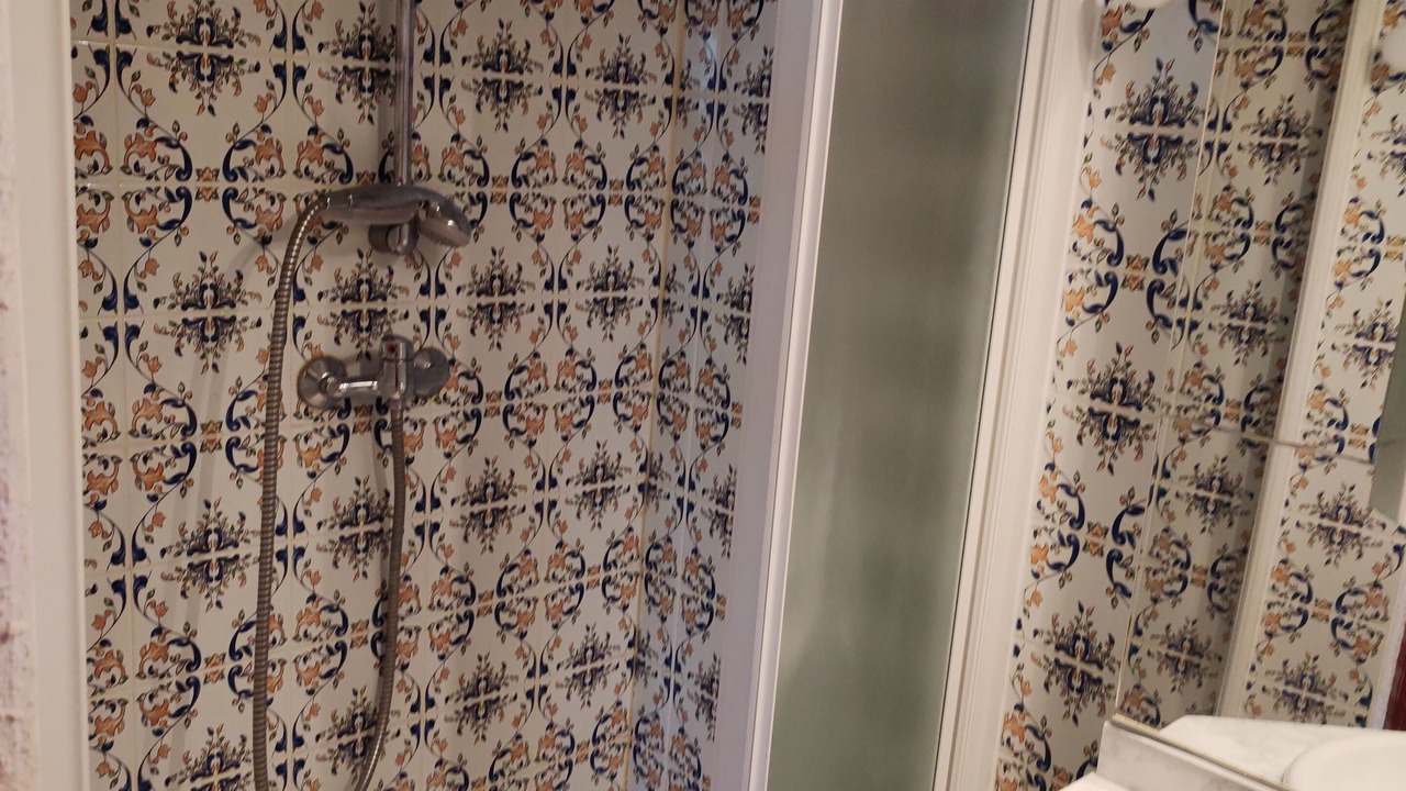 Photo of Bathroom in Querigut