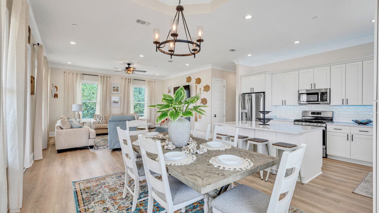 Photo of Livingroom in Long Beach