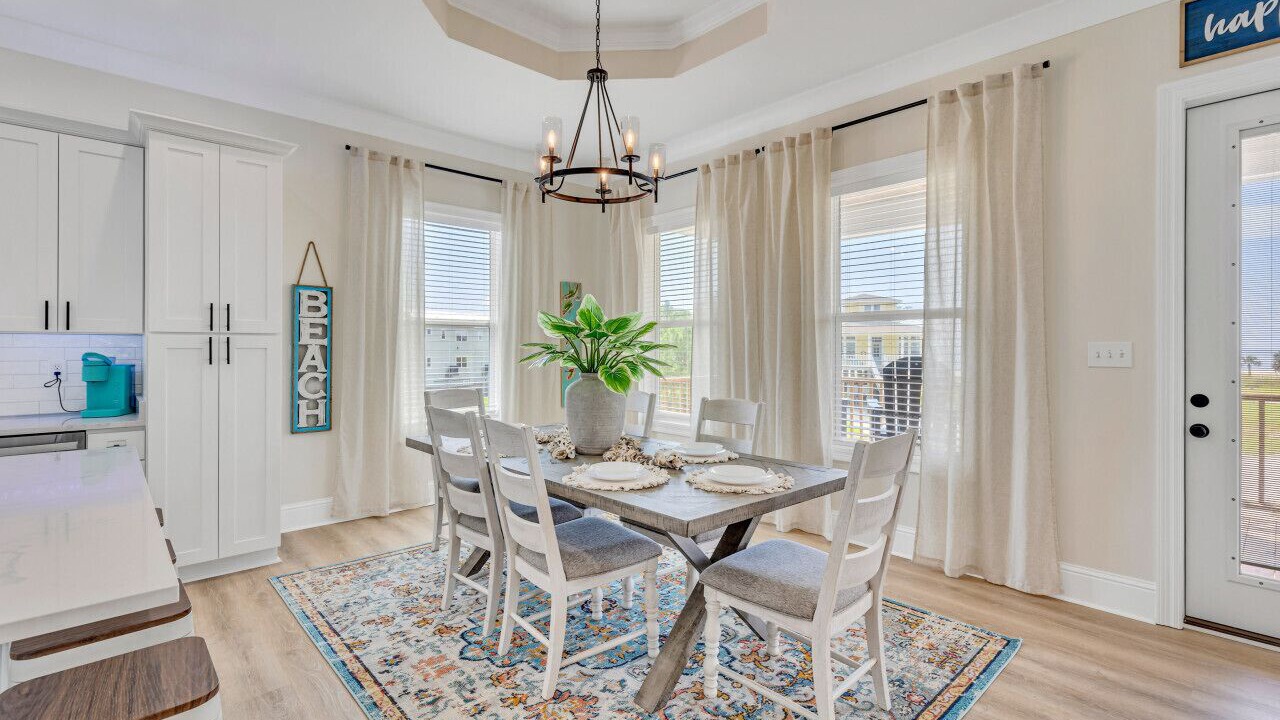 Photo of Livingroom in Long Beach