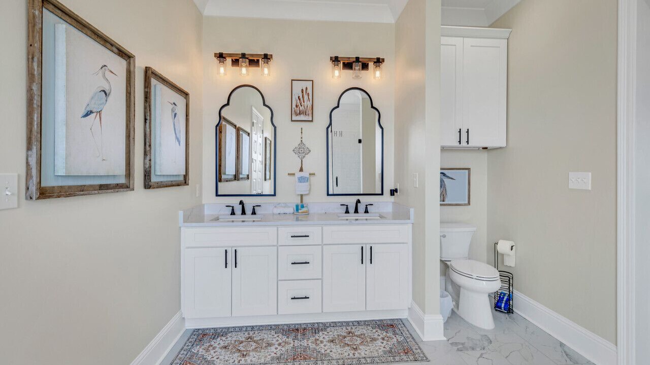 Photo of Bathroom in Long Beach