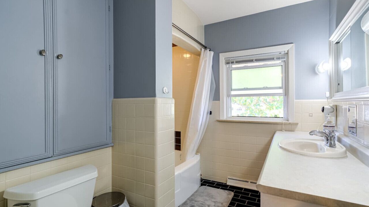 Photo of Bathroom in Kitchener