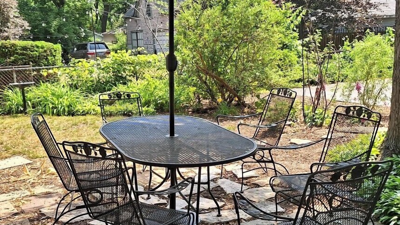 Photo of Outdoor in Oak Park