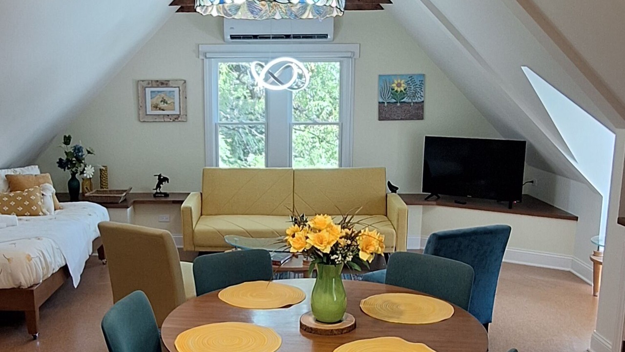 Photo of Others in Oak Park