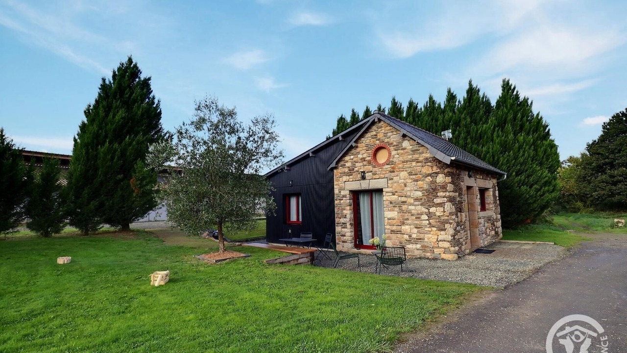 Photo of Outdoor in Saint-Georges-de-Chesne