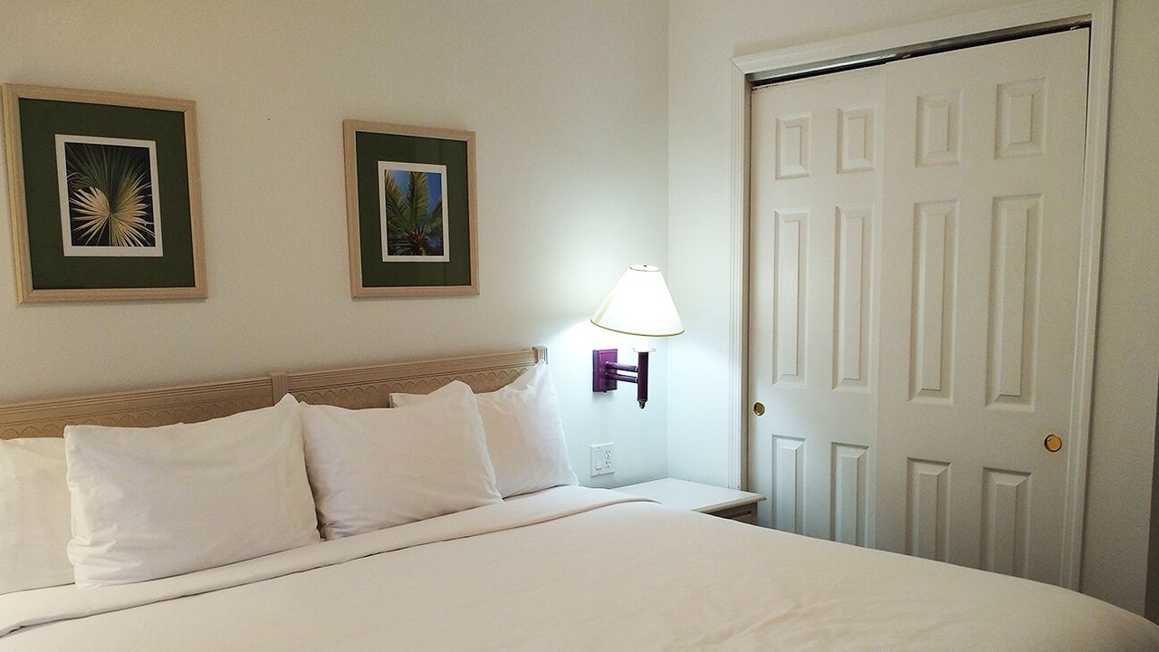 Photo of Bedroom in Crystal Cove