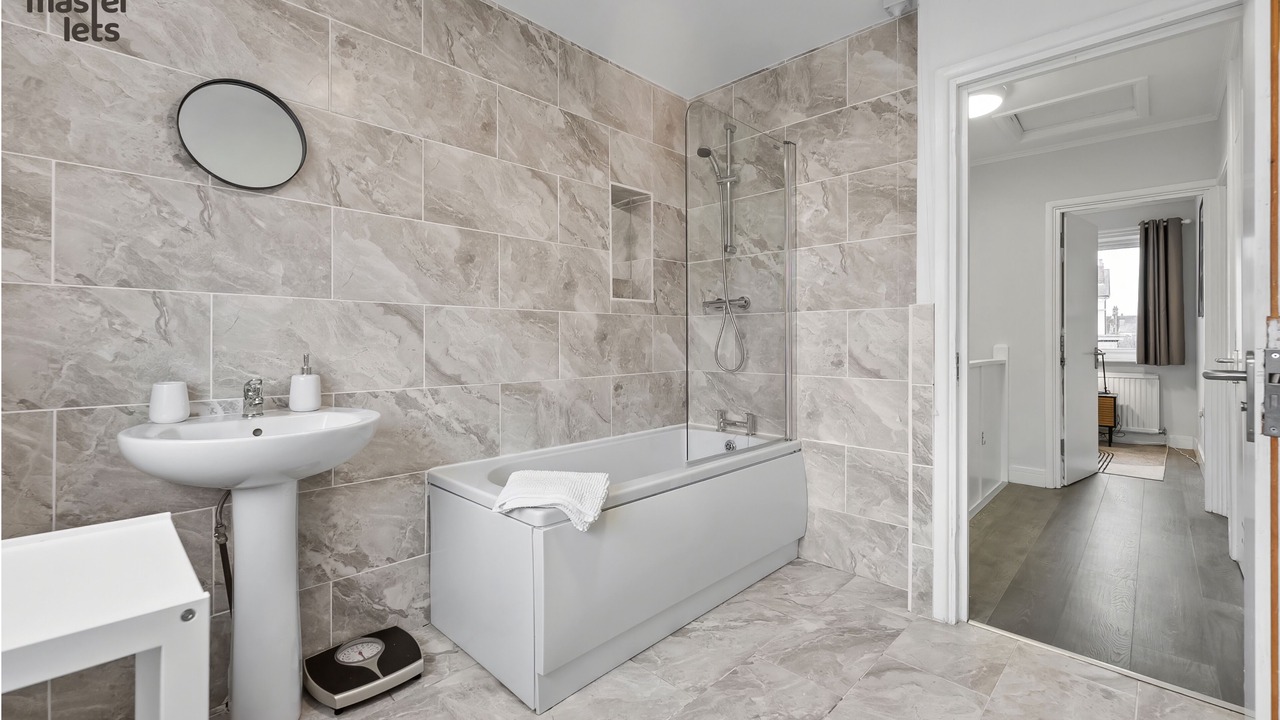 Photo of Bathroom in Leamington Spa