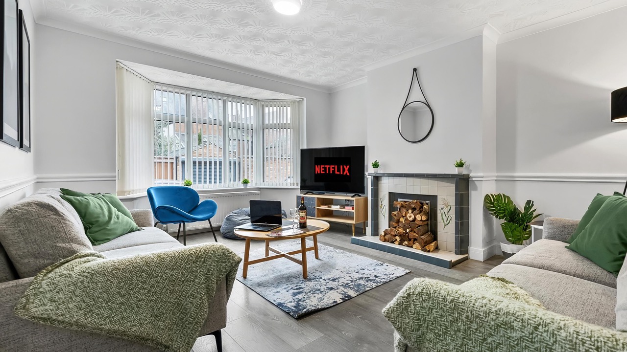 Photo of Livingroom in Leamington Spa