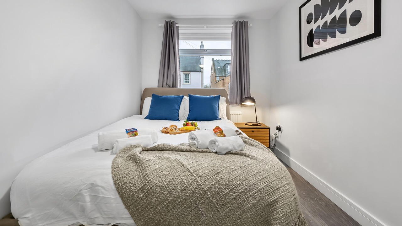 Photo of Bedroom in Leamington Spa