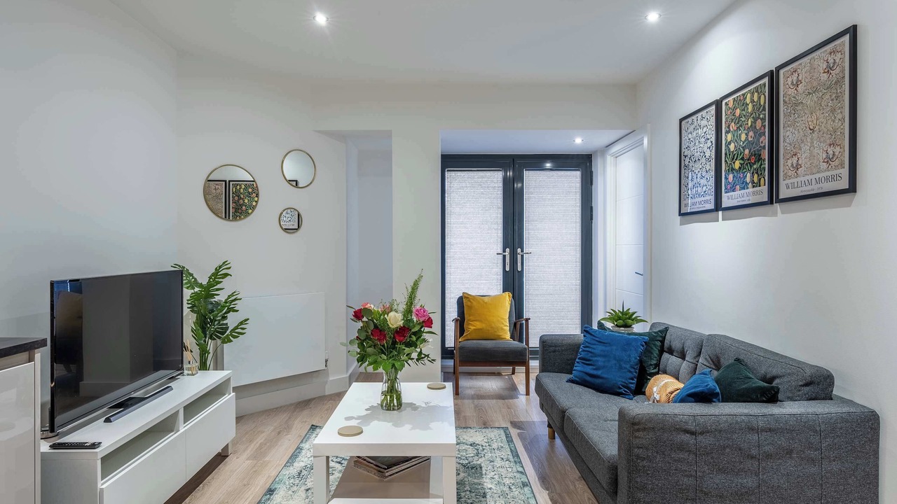 Photo of Livingroom in Barnt Green