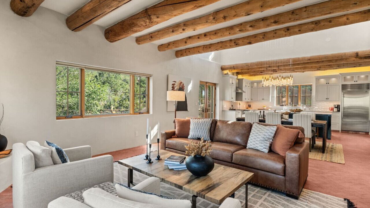 Photo of Livingroom in Santa Fe