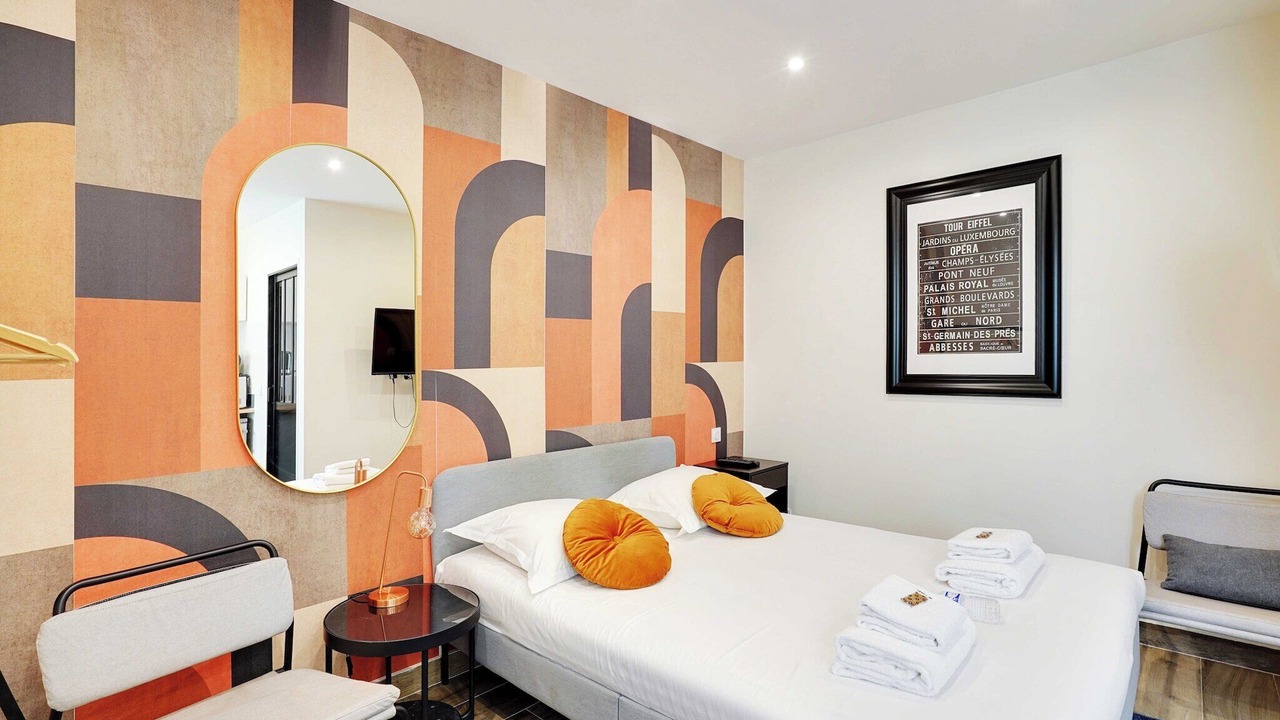 Photo of Bedroom in Levallois-Perret