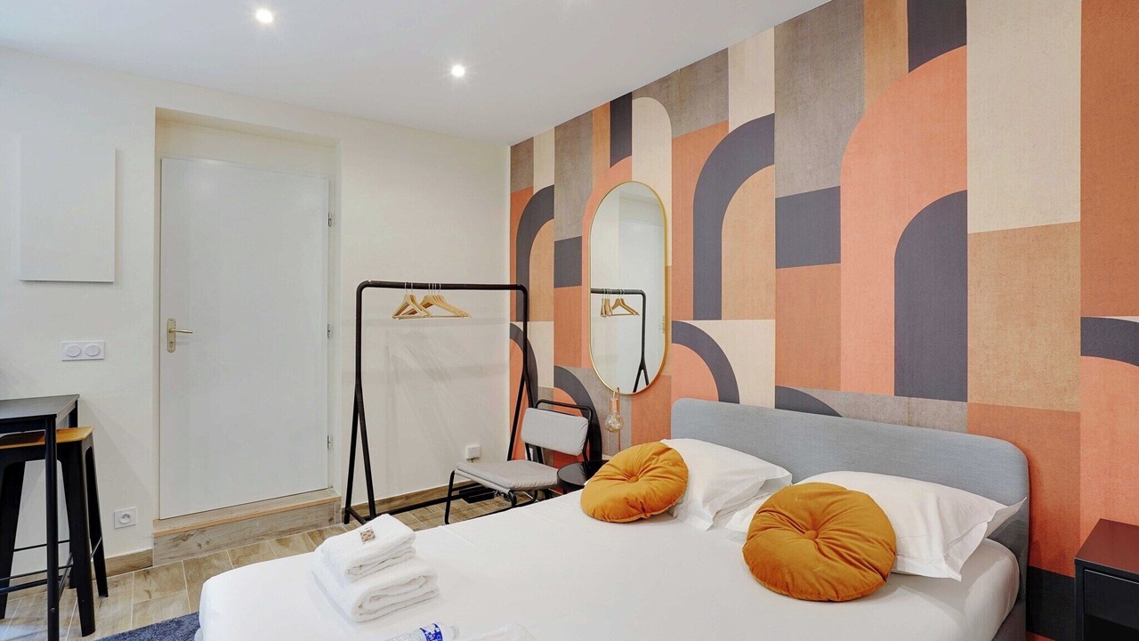 Photo of Bedroom in Levallois-Perret