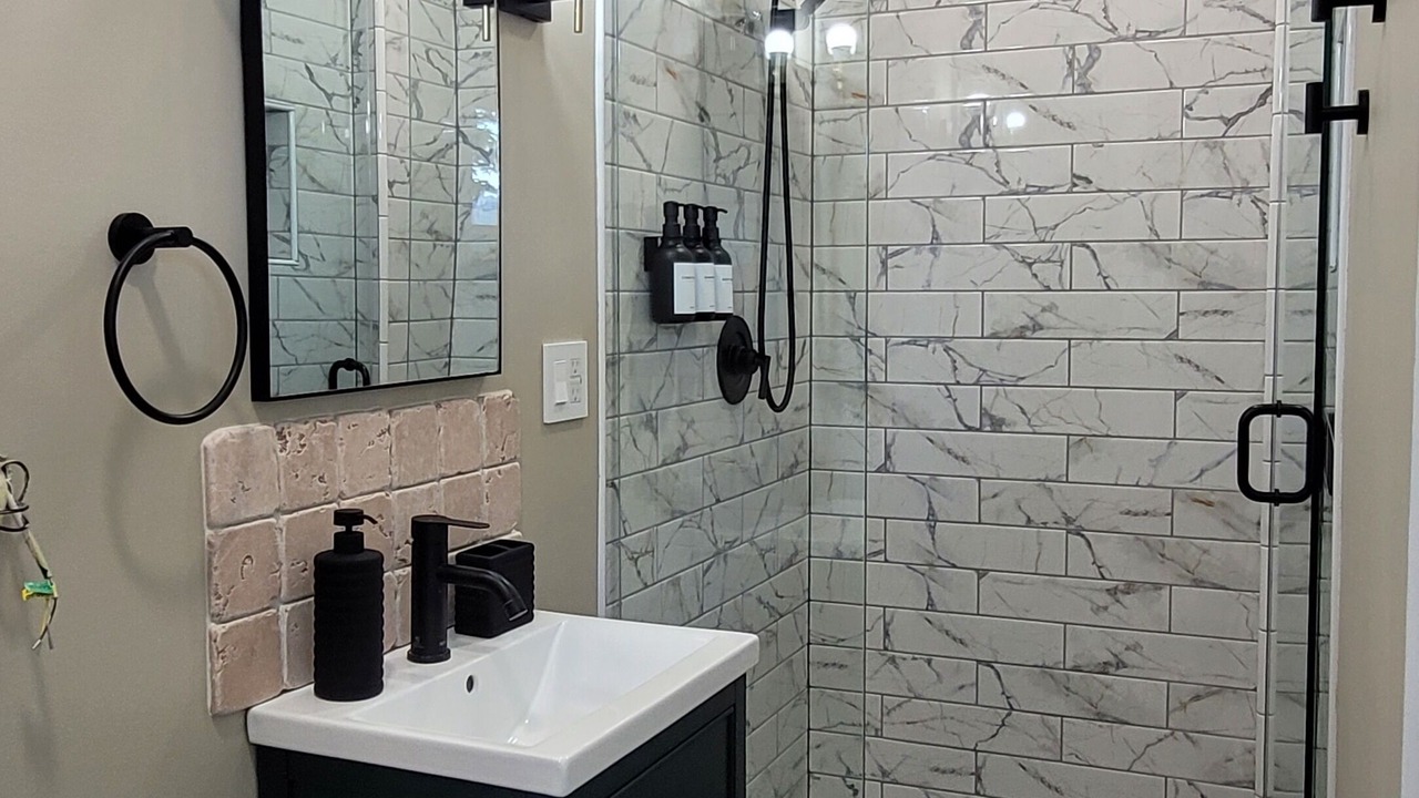 Photo of Bathroom in Cliff - Cannon