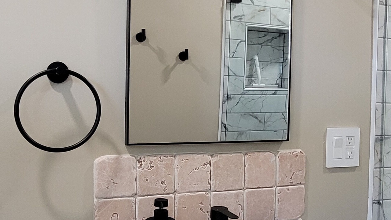 Photo of Bathroom in Cliff - Cannon