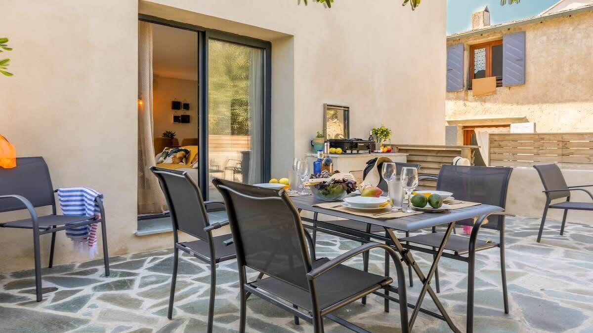 Photo of Outdoor in Meria