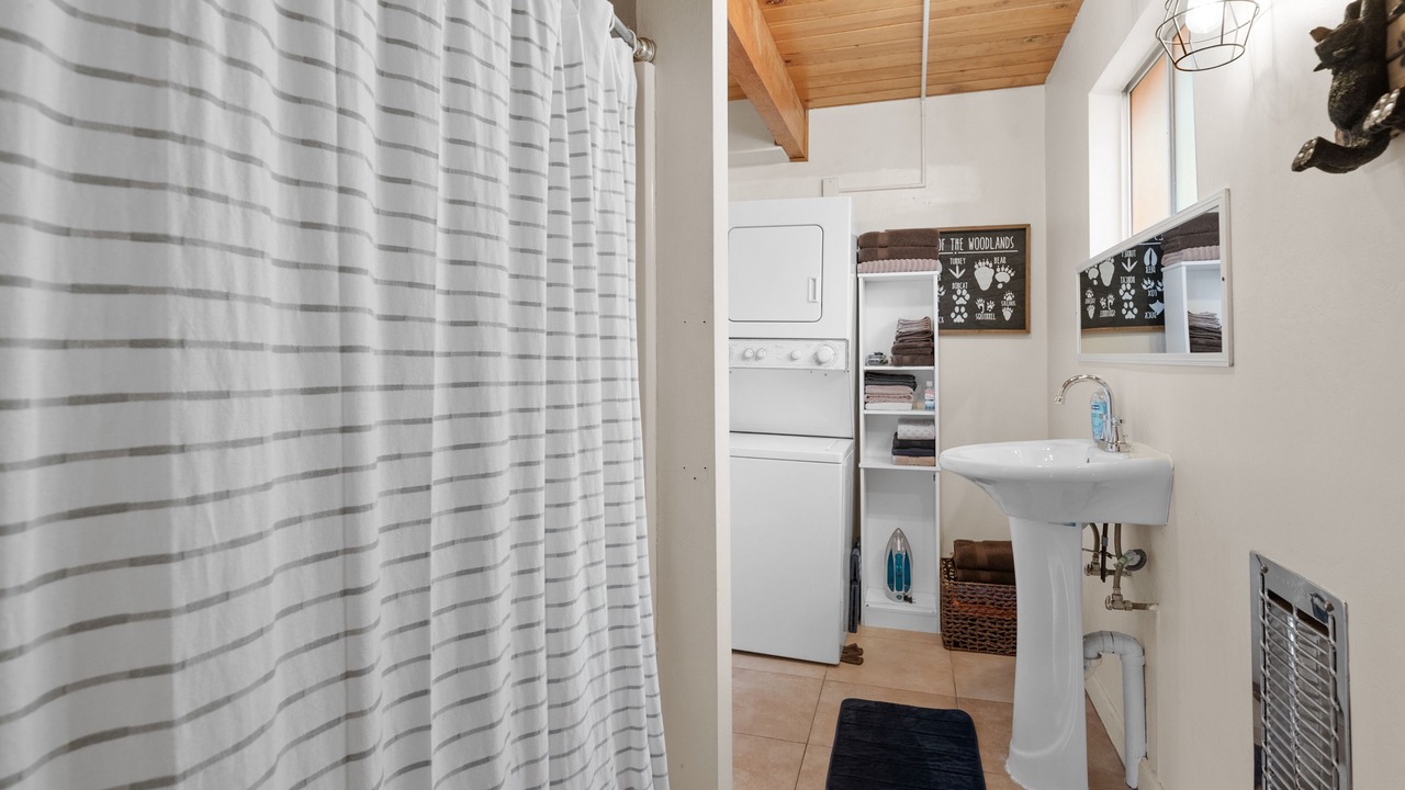 Photo of Bathroom in Running Springs