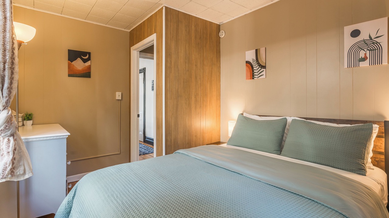 Photo of Bedroom in Downtown Rochester