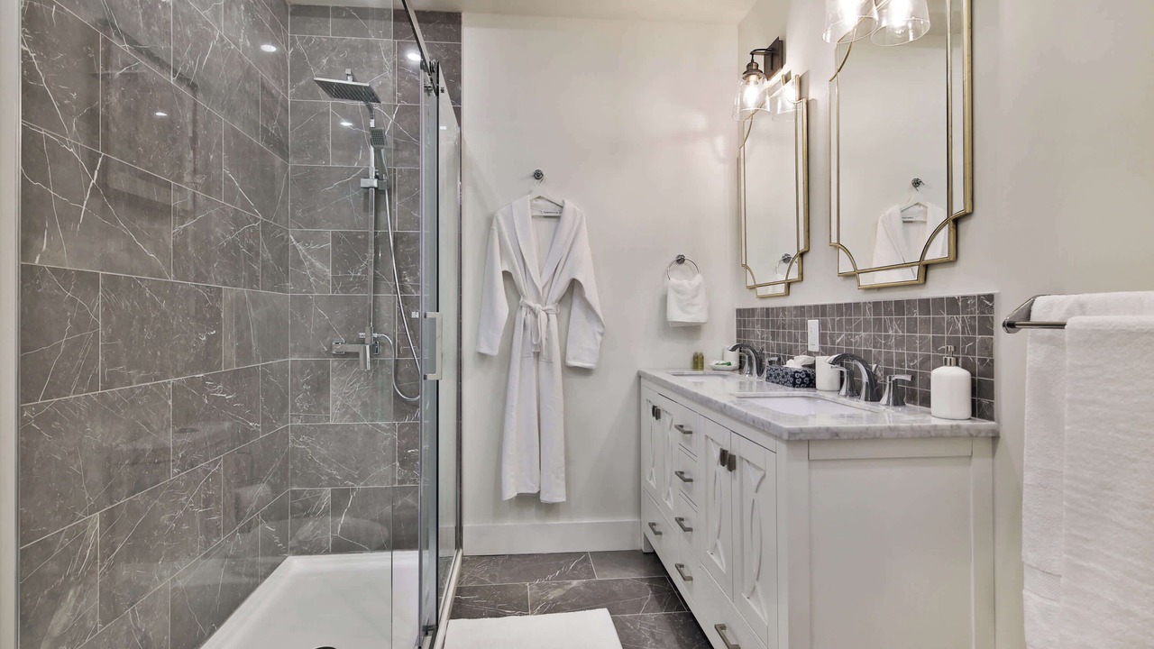 Photo of Bathroom in Mile End