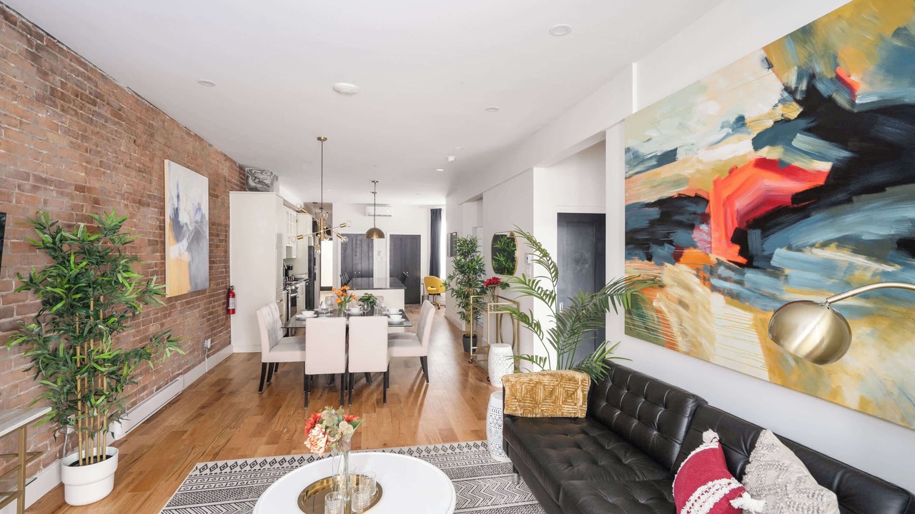 Photo of Livingroom in Mile End
