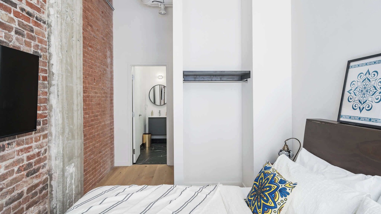 Photo of Bedroom in Downtown Montreal