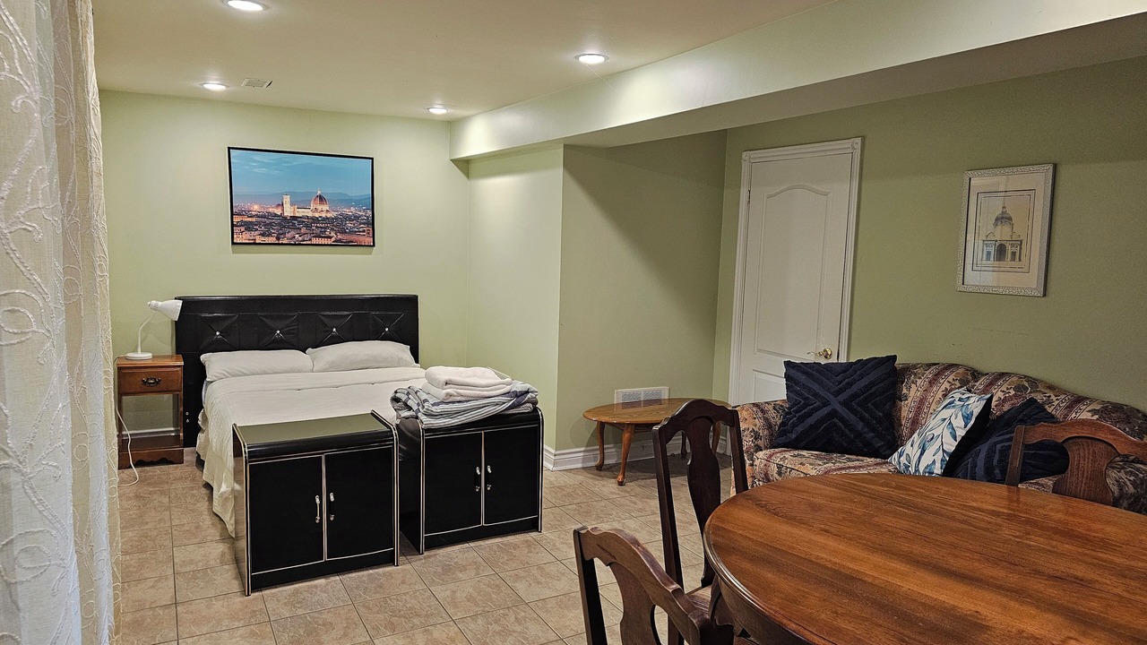 Photo of Bedroom in Pefferlaw