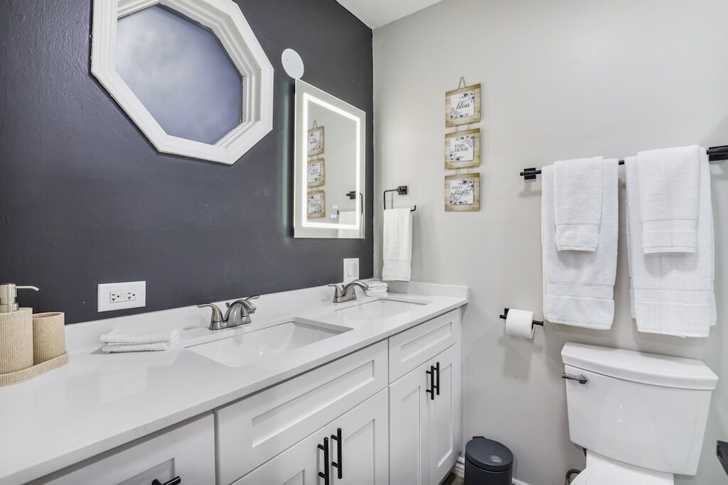 Photo of Bathroom in Rolling Meadows