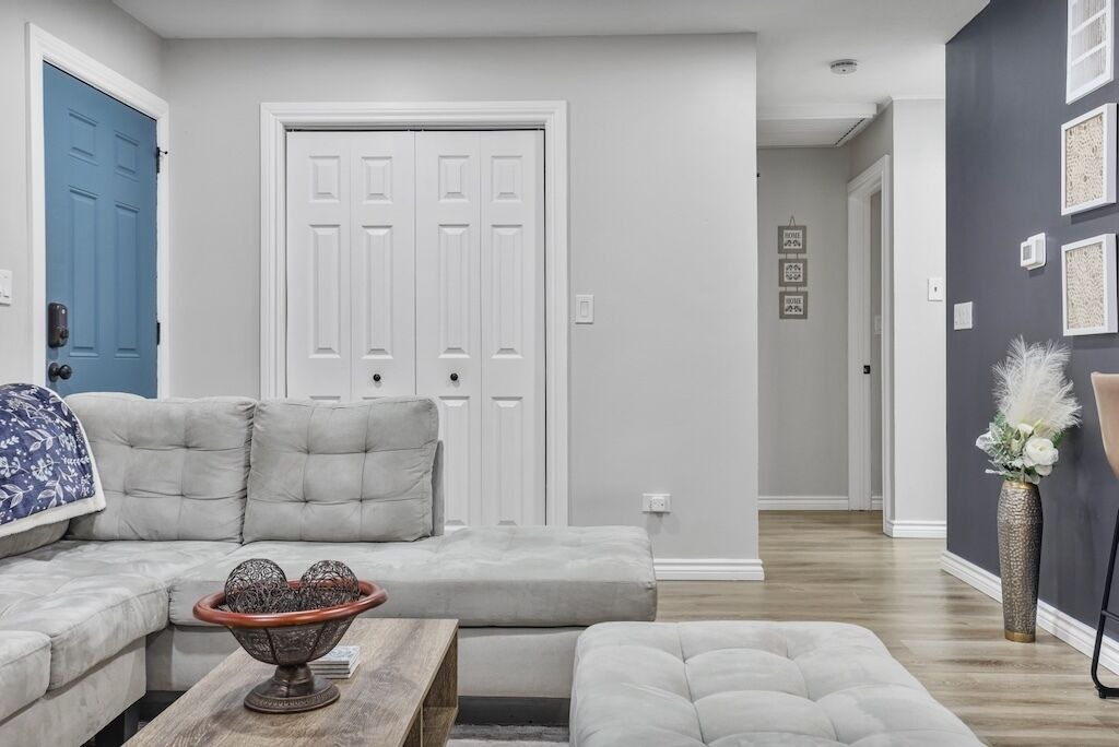 Photo of Livingroom in Rolling Meadows