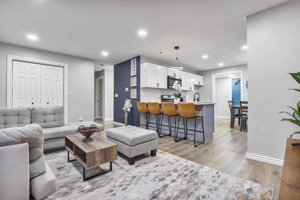 Photo of Livingroom in Rolling Meadows