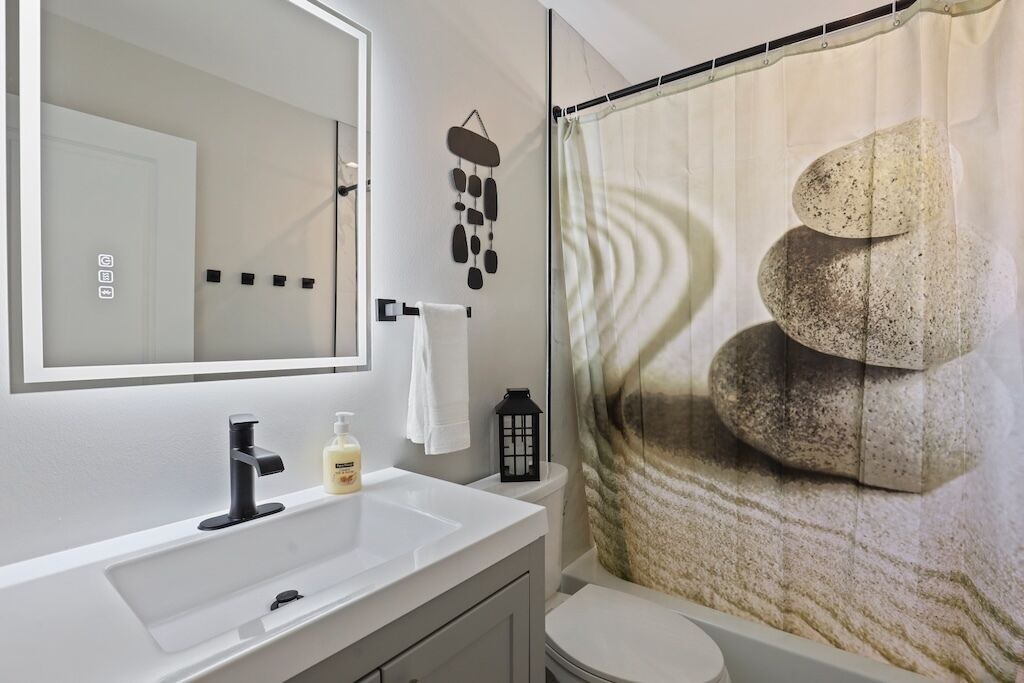 Photo of Bathroom in Willowbrook