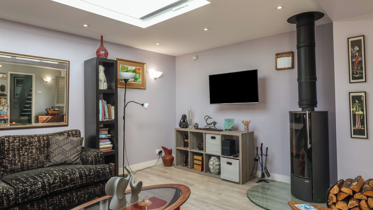 Photo of Livingroom in Chapmanslade