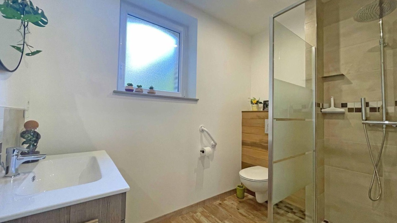 Photo of Bathroom in La Coulonche