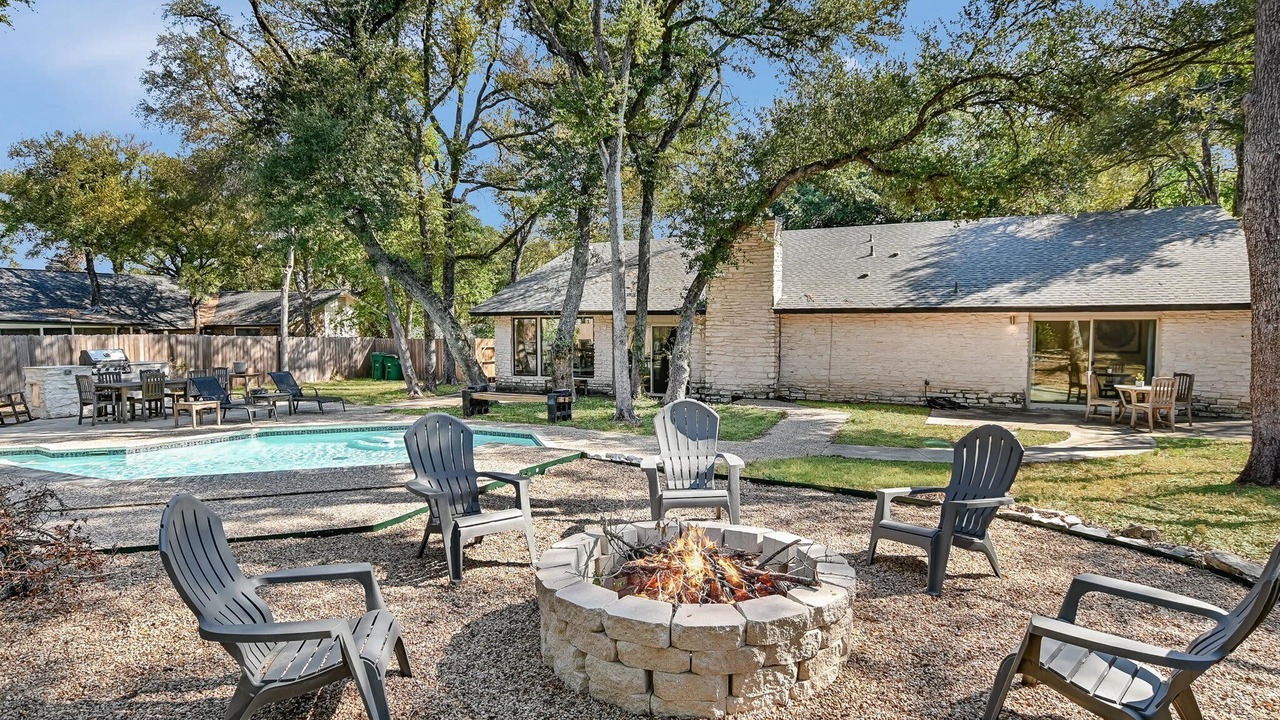 Photo of Patio Balcony in Forest North Estates