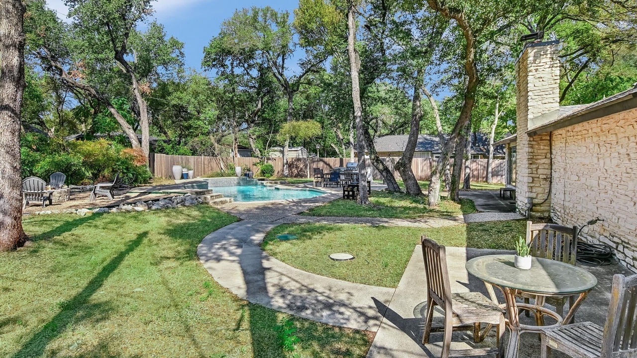 Photo of Outdoor in Forest North Estates