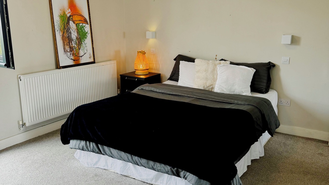 Photo of Bedroom in Bethnal Green