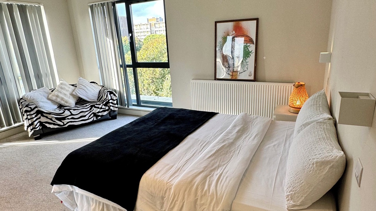 Photo of Bedroom in Bethnal Green