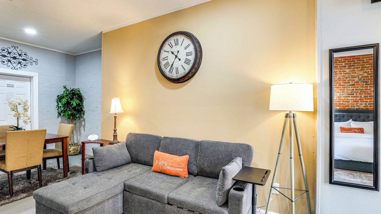 Photo of Livingroom in Sumter