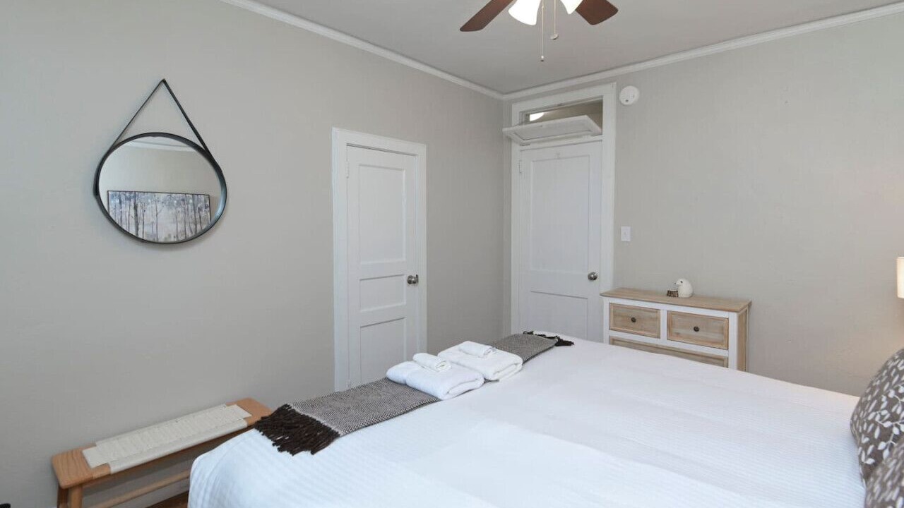 Photo of Bedroom in Forest Acres