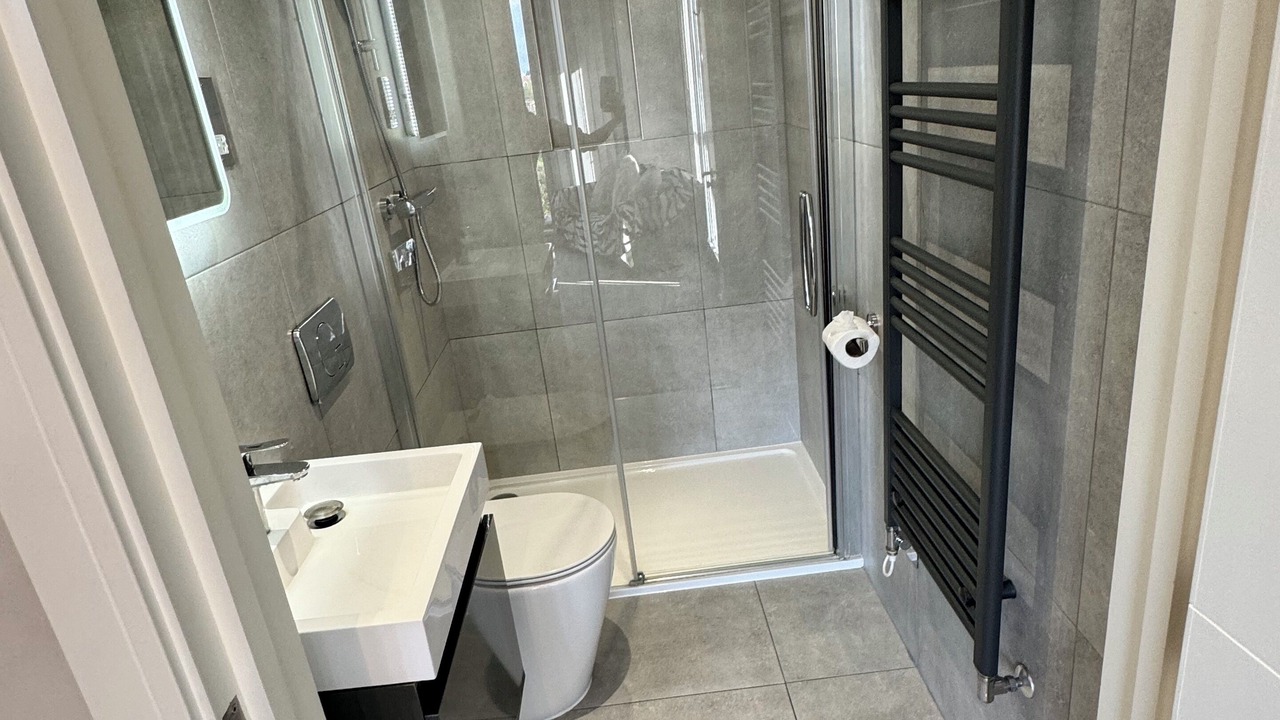 Photo of Bathroom in Bethnal Green