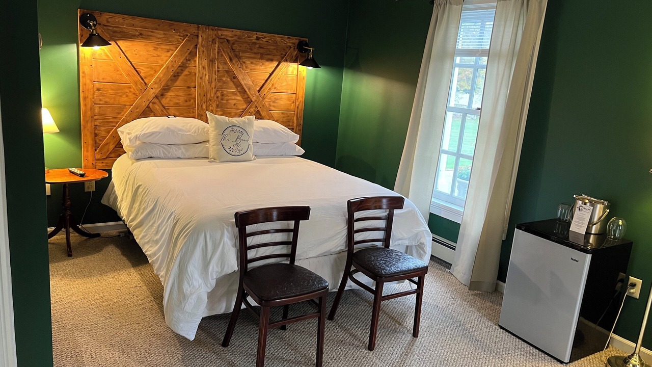 Photo of Bedroom in Warrensburg