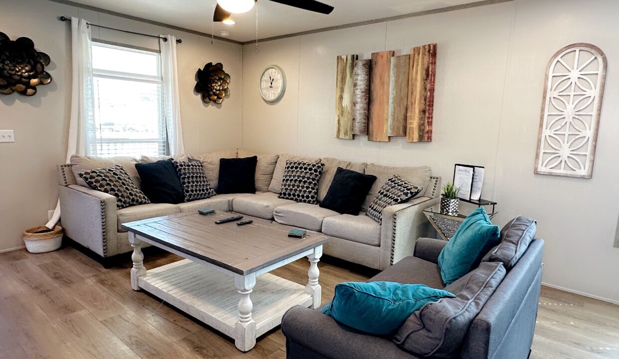 Photo of Bedroom in Bacliff