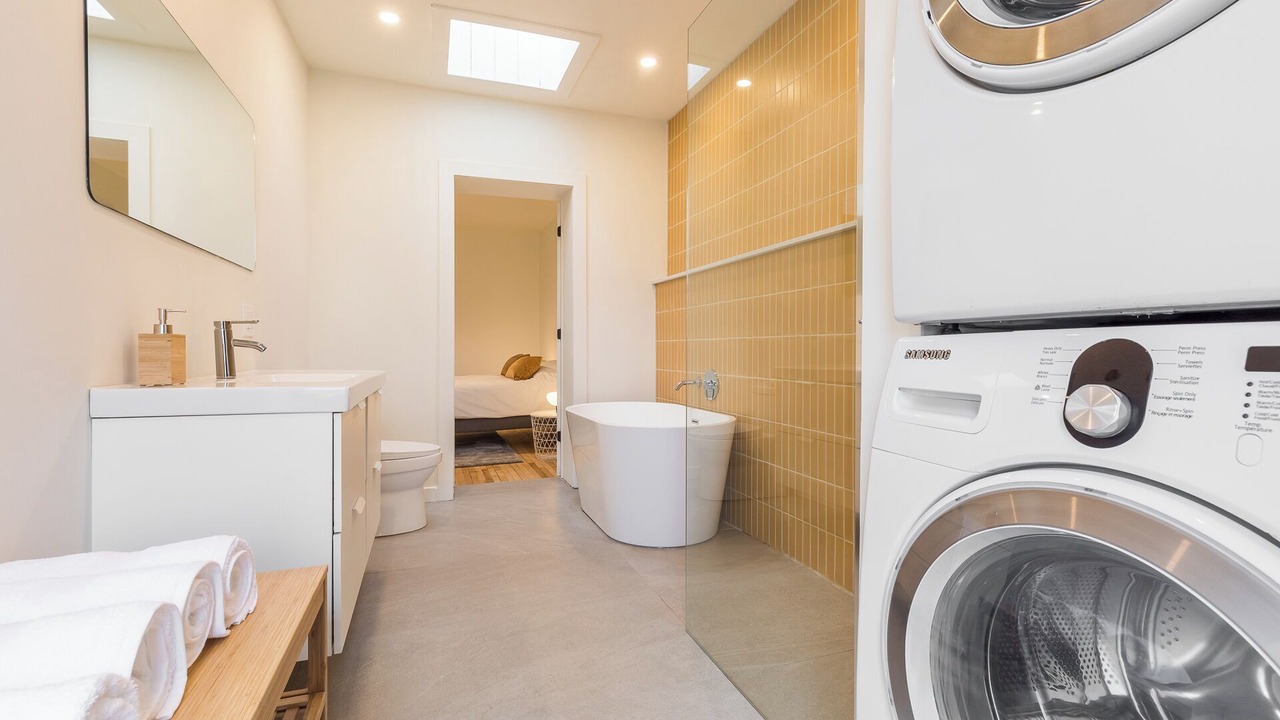 Photo of Bathroom in Hochelaga-Maisonneuve