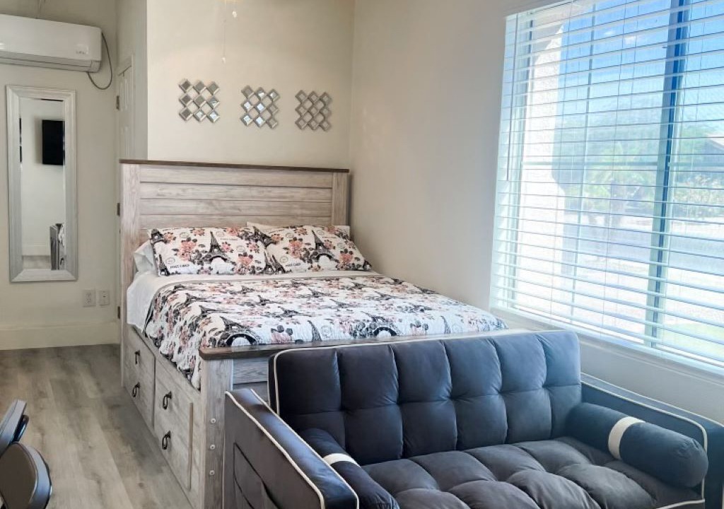 Photo of Bedroom in Glendale