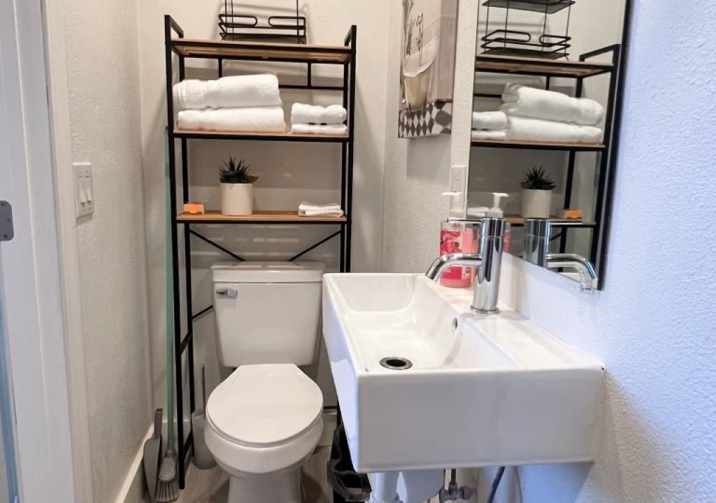 Photo of Bathroom in Glendale