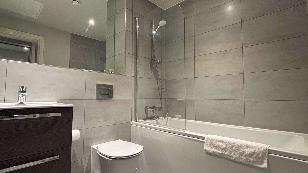 Photo of Bathroom in Bracknell